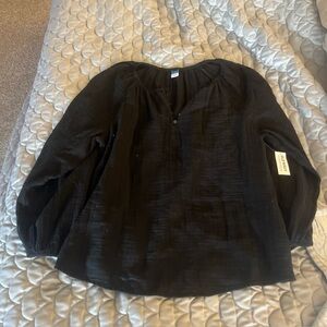 Old Navy Women's Medium  Black V Neck Blouse NWT